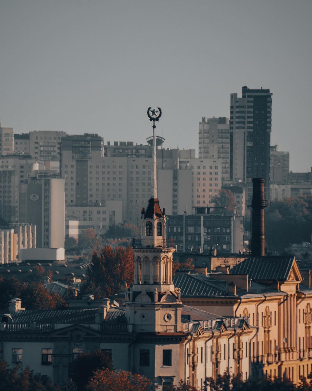 Фото центра Минска из аккаунта @gesha_grok